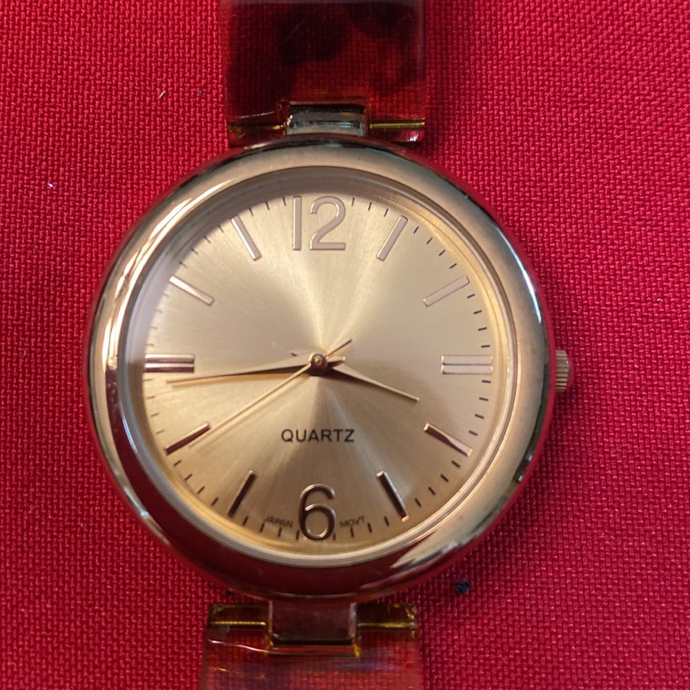 Watch - Picture 2 of 3